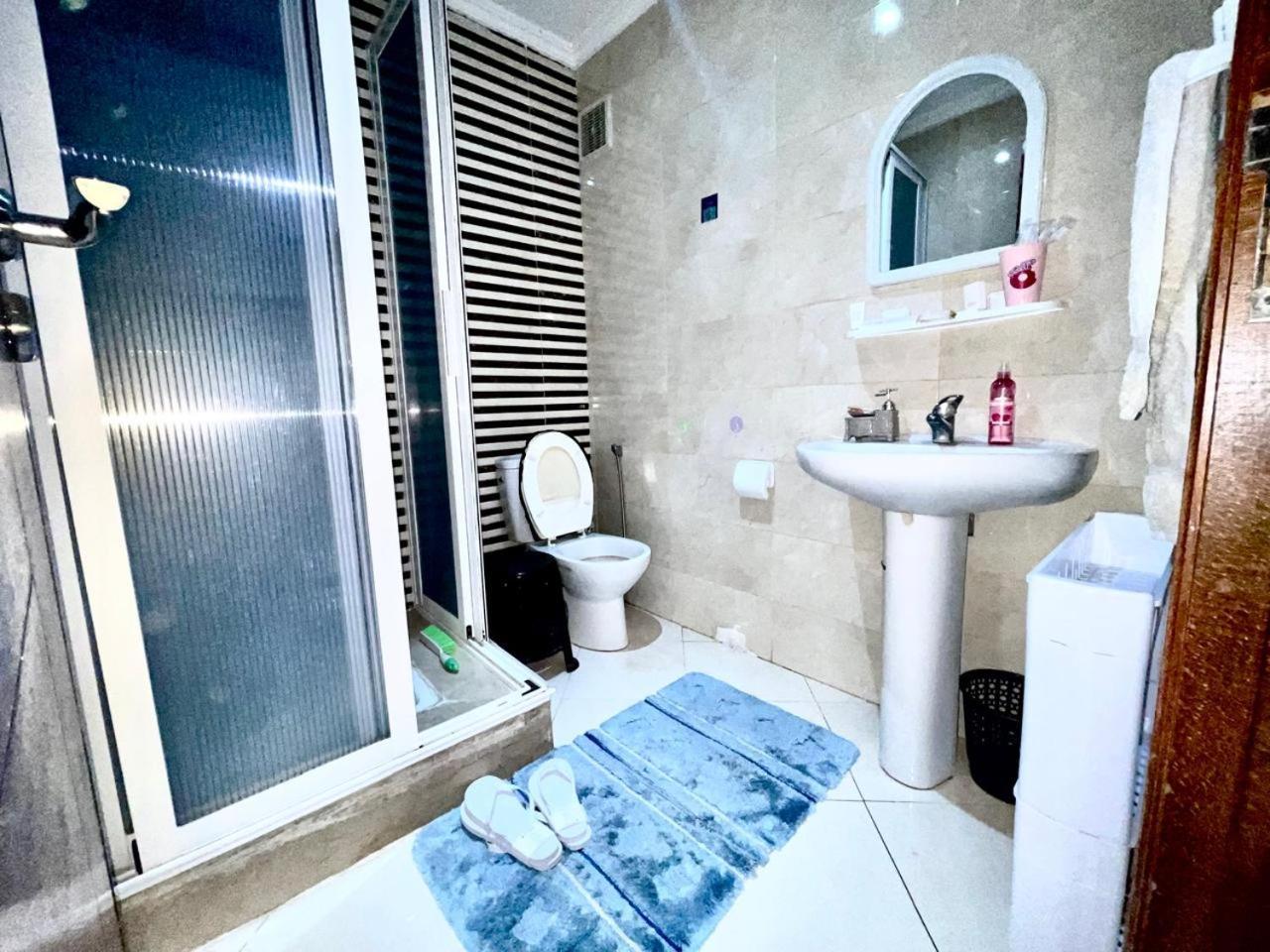 Tres Bel Apartment *